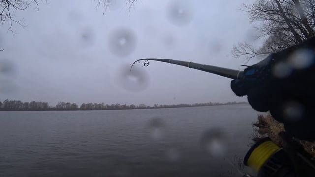 ОТВОДНОЙ ПОВОДОК в Марте 2020! Рыбалка на Оке ! Отводной поводок выручает! смотреть онлайн