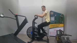 Велотренажер SPIRIT AB900 AIR BIKE
