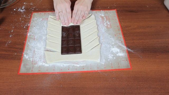 Простая и вкусная слойка с шоколадом. Рецепт от Моники. смотреть онлайн