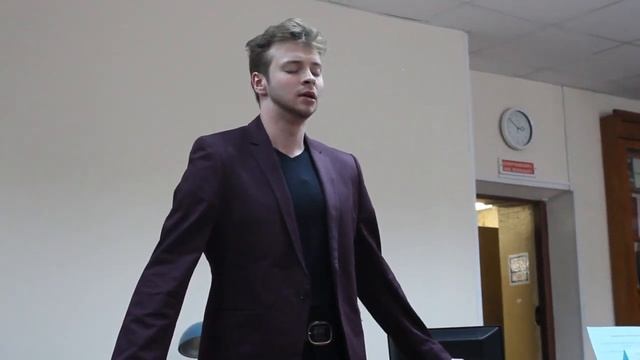 Владимир Маяковский "Хорошее отношение к лошадям". Читает актёр, Денис Сорокотягин. смотреть онлайн