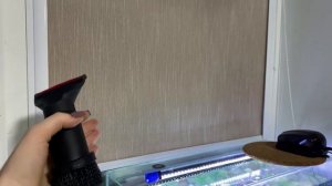 Как стирать рулонные шторы?