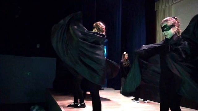 Спектакль * СКАЗКА ПРО ТО, КАК ВОВКА И ПЕТЬКА ЖИВУЮ ВОДУ ИСКАЛИ * Тольятти - 2023 смотреть онлайн