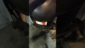 Печь на отработке с водяным контуром.