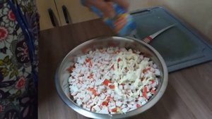 Легкий салат из крабовых палочек за 5 минут !