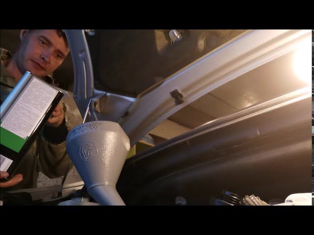 ТОЙОТА ИСИС как поменять масло в двигателе 2ZR 1 8