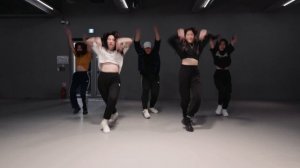 New Hope Club, Danna Paola - Know Me Too Well / Tina Boo Choreography