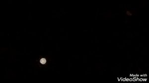 НЛО в небе ночью ! Что летает в небе - НЛО ? UFO in the night sky !