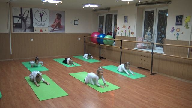 ECARTE.RU Открытый урок по хореографии для детей от 4-5 лет смотреть онлайн