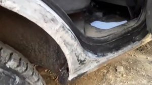 НИВА ШЕВРOЛЕ niva chevrolet 2004 г. Кузовной,Дешовый Ремонт своими руками во дворе.