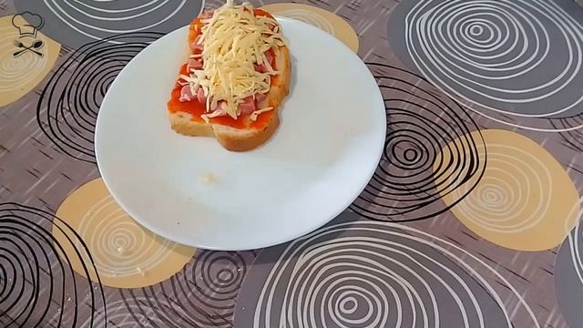 Завтрак за 3 минуты МИНИ ПИЦЦА В МИКРОВОЛНОВКЕ смотреть онлайн