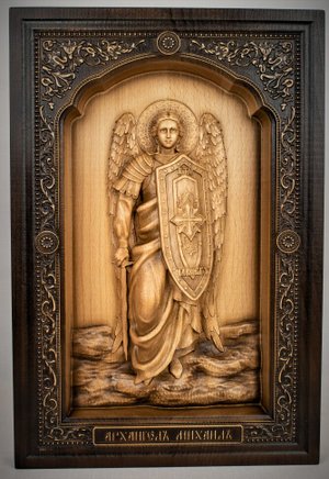 Резная икона "Архангел Михаил"