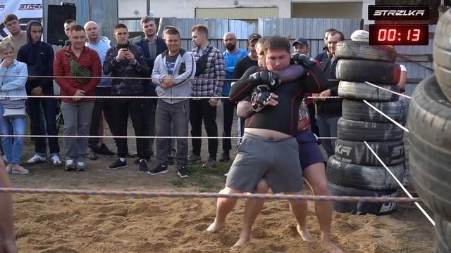 БОЙ ДВУХ ДИКИХ КАБАНОВ !!! смотреть онлайн