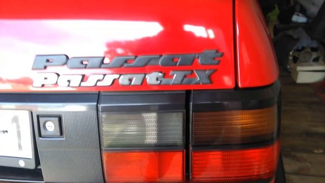 Шильда на крышку багажника Passat-TX смотреть онлайн