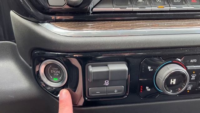 2023 Chevrolet Silverado 1500 RST Review смотреть онлайн