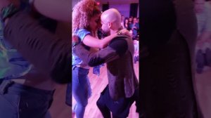 Ataca Y La Alemana Bachata - Como Mirarte