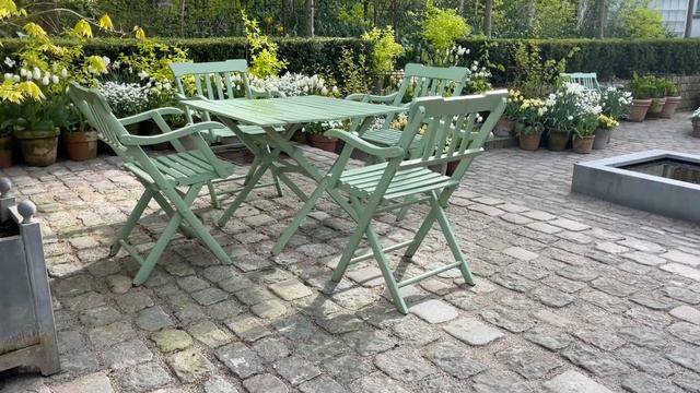 An introduction to my garden смотреть онлайн