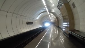 Поезд «Номерной» на станции «Окружная». 01 мая 2021