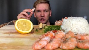 МУКБАНГ КРЕВЕТКИ И МИДИИ I Мое свидание I Креветки?, мидии?, рис?, хияши?, лимон? I Mukbang