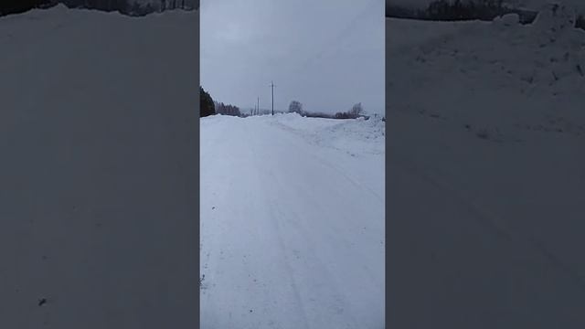 Ребёнку на радость проехали снегоходы смотреть онлайн