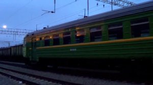 Электропоезд ЭР2-1148