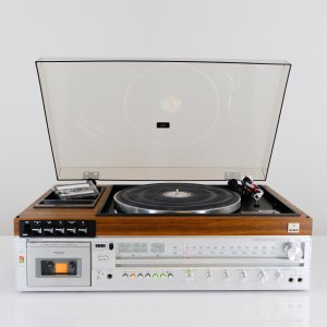 Кассетная музыкальная система Aiwa AF-5080A с проигрывателем Dolby NR AM-FM-Япония-1976-1978-год