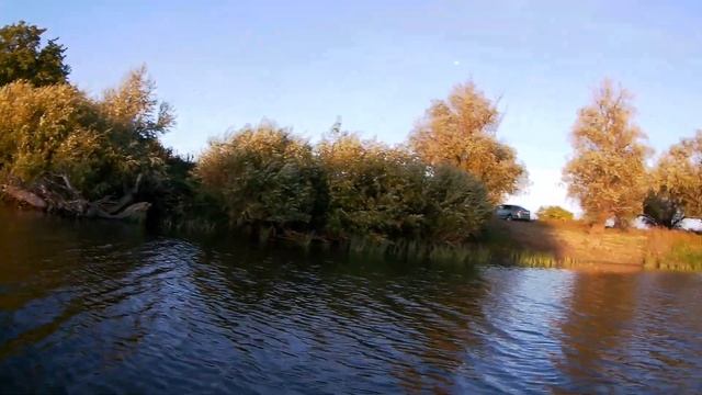 Осенняя рыбалка в Астрахани и рецепт рыбных консервов. смотреть онлайн