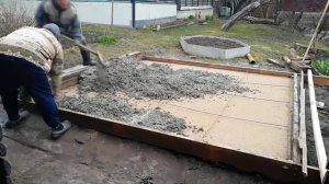 делаем фундамент беседки мобильная версия