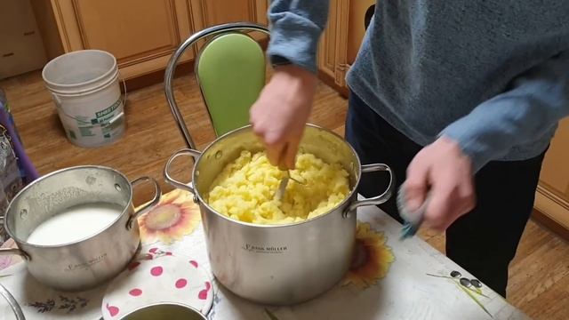 ПОКА ТАК ЗАСУНУЛИ?СОБИРАЕМСЯ НА ПРАЗДНИК РОЖДЕСТВО смотреть онлайн