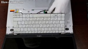 How to replace keyboard on Fujitsu Amilo Pi 3560 laptop