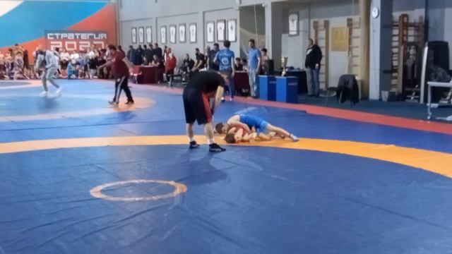 Роберт Терзьян, первенство города Сочи 2022 г, вес 35 кг. смотреть онлайн