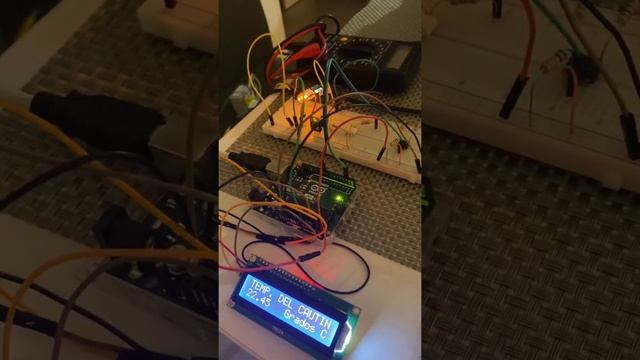 Control de temperatura de un cautin con SCR 3