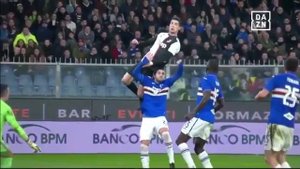 Гол Роналду головой ✈️