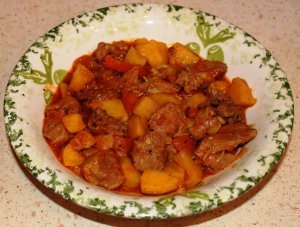 Жаркое в мультиварке по-домашнему. Съедается на ура! Сытно и вкусно.