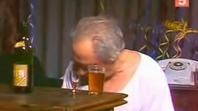 Похмелье - тяжкая вещь или как правильно опохмеляться.? смотреть онлайн