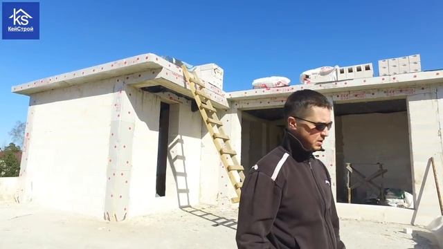 Стоимость газобетона. Современный дом с плоской крышей в стиле Хай-Тэк. Обзор строительства  596 м².