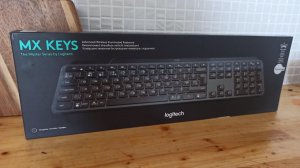 Распаковка клавиатуры Logitech MX KEYS