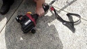 Homelite F3045 Line Trimmer/Brushcutter
