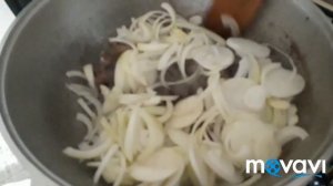 Гуштбирёни мулоимак. (Жареное мясо с овощами)