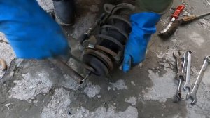 Замена передних пружин OPEL VECTRA A. ЛОПНУЛА ПРУЖИНА