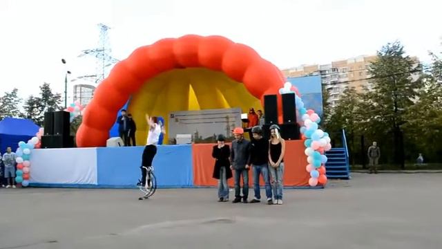 Антон Савицкий. Шоу. Москва. 2011 г. смотреть онлайн