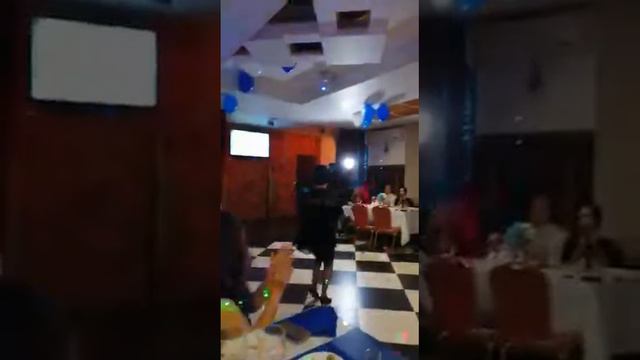 Танцевальный подарок на свадьбу Романа и Марии смотреть онлайн