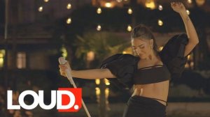 Мой перевод албанской песни  "A po vjen" Эльваны Гьята. Оригинал песни в описании.