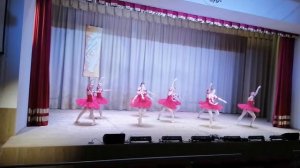 «Вальс», классический танец