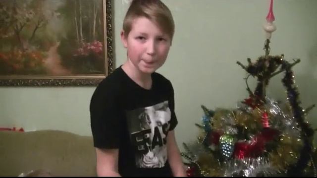 ВаняДаша Украшаем елочку смотреть онлайн