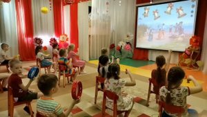 Классика детям. Активное слушание музыки. Подгот. гр№7 "Неаполитанская песенка" П. Чайковский