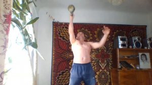 Гиря 16 кг. "на попа" - 75 подъёмов за 1 минуту.(почти)