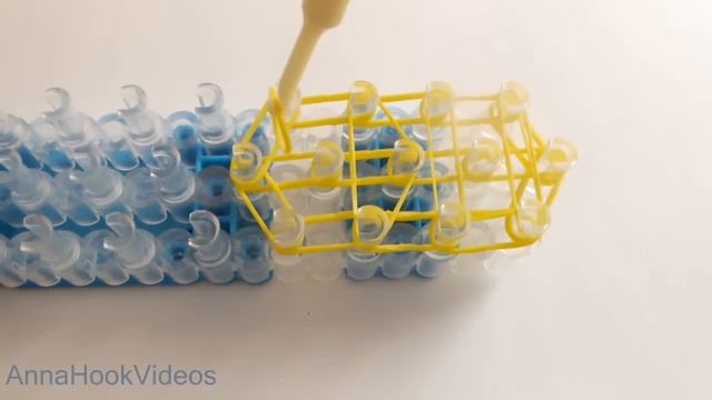 Фигурка из резинок ГРУША. Как сплести фигурки из резинок rainbow loom bands на станке смотреть онлайн