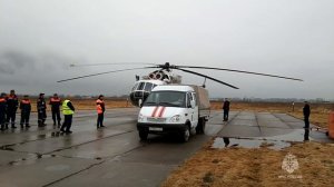 Оперативные группы МЧС России прибыли в подтопленные районы для оказания помощи местному населению