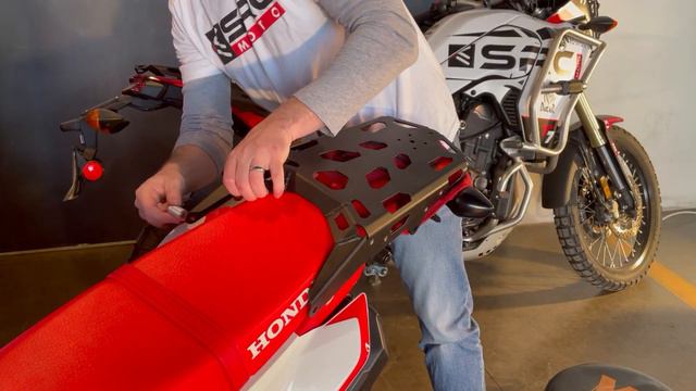 Install video: SRC CRF 300L Rear Center Rack смотреть онлайн