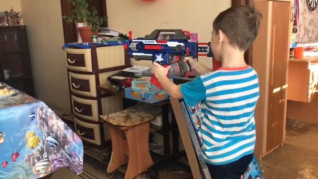 ДЕНЬ РОЖДЕНИЯ ПЛЕМЯША. ТЕСТИРУЕМ БЛАСТЕР. смотреть онлайн